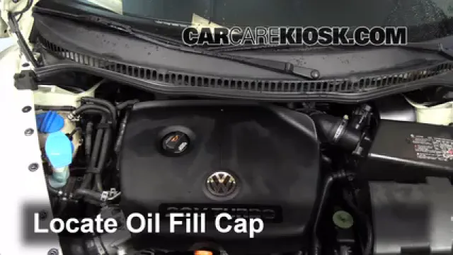 2005 Volkswagen Beetle GLS 1.8L 4 Cyl. Turbo Hatchback Huile Ajouter de l'huile